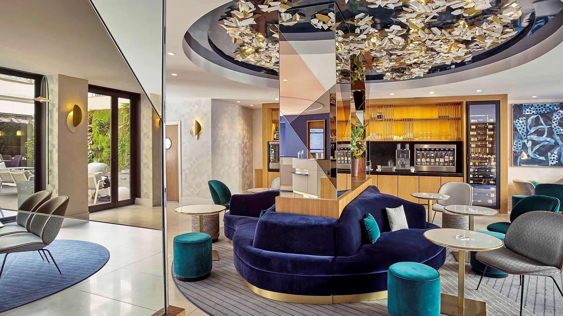****  Mercure Paris Opera Garnier Hotel & Spa Франция